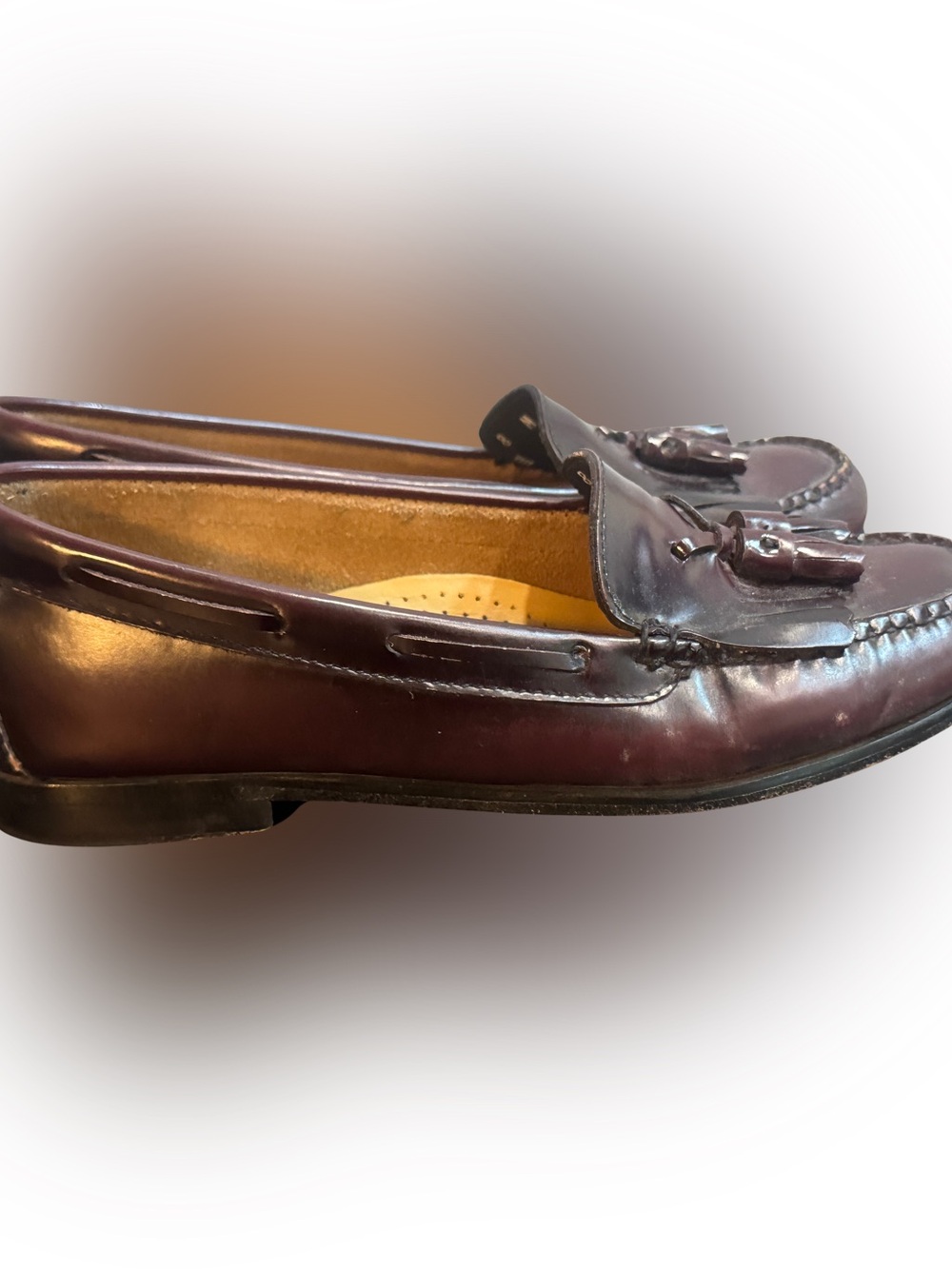 G.H. Bass & Co. Women's Brownish Burgundy Leather Tassel Loafers